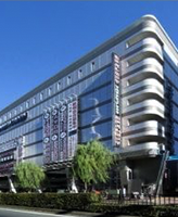 商業施設 Retail Properties